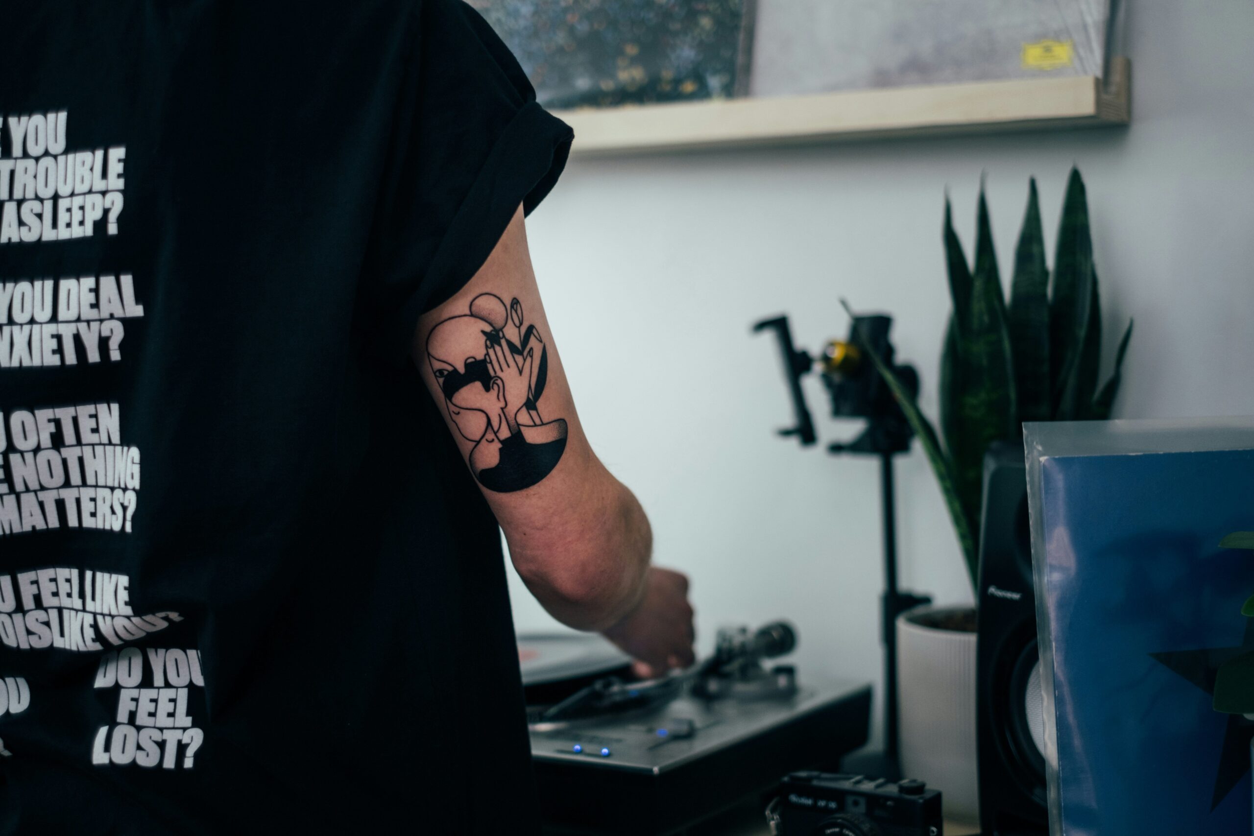 Collage featuring pro gamers with stylish tattoos