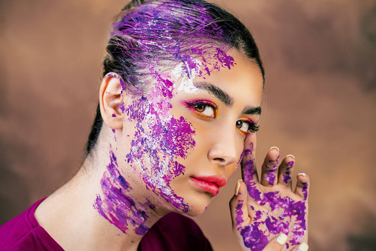 Example of a tattoo featuring Zelda's Triforce symbol animated as a glowing orb in AR.