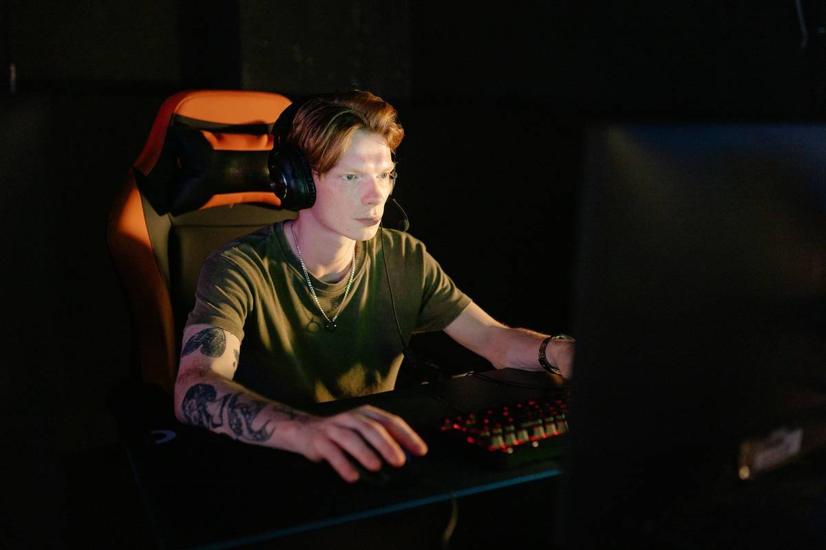 How to Find the Perfect Pixel Tattoo Artist (Without Wasting $500 on Regret)